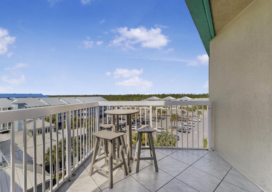 Dine al fresco on the private balcony