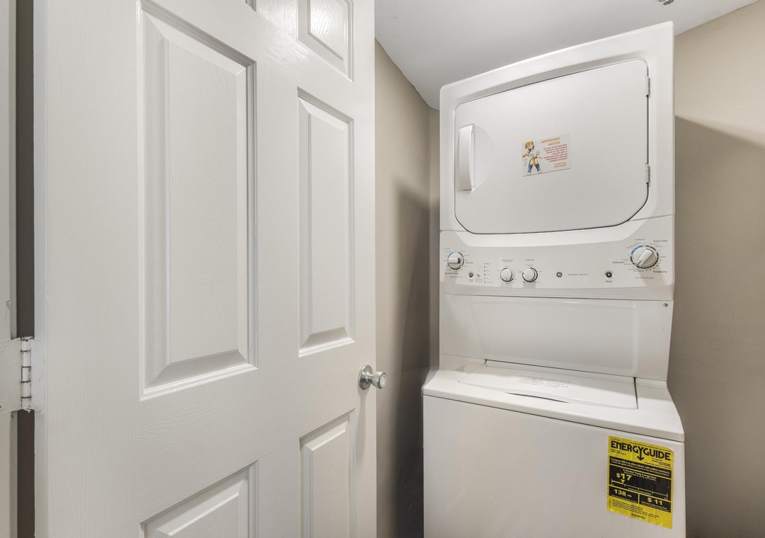 Stackable washer/dryer