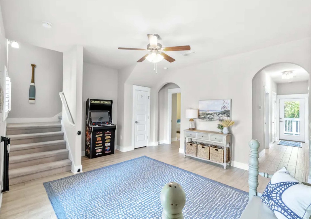 First floor landing with arcade game