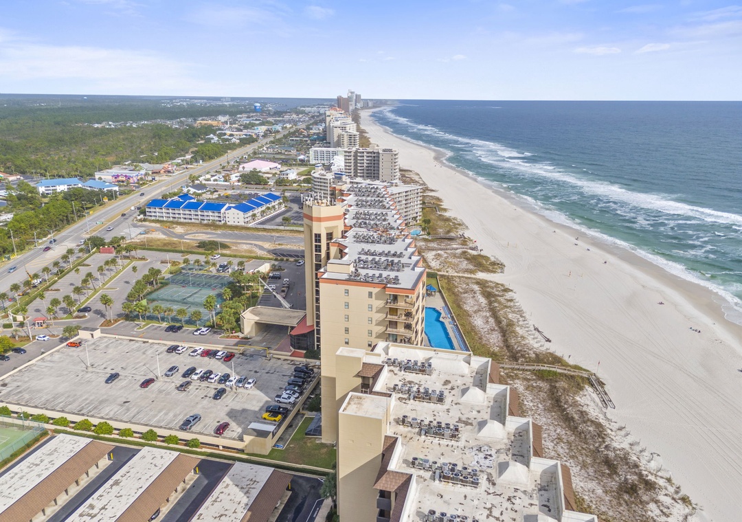 Direct beachfront location