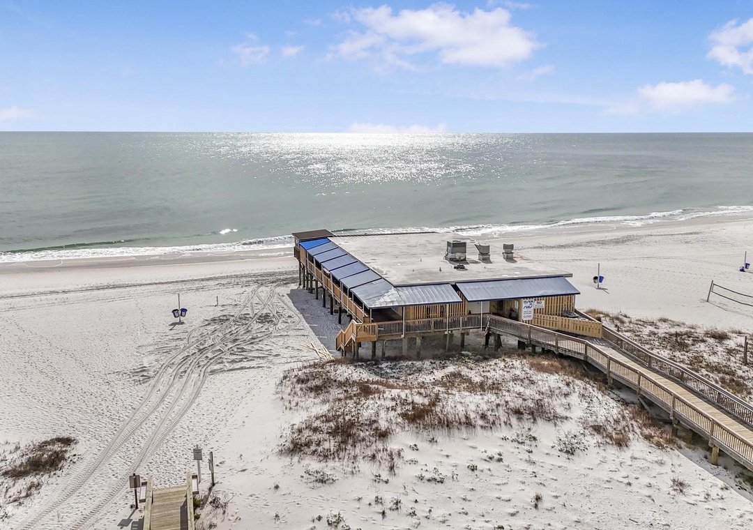 Walk to Sea & Suds restaurant