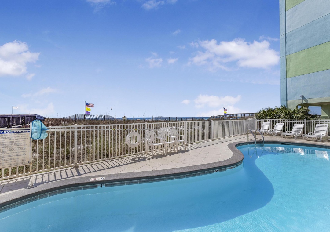 Outdoor pool at Harbour Place