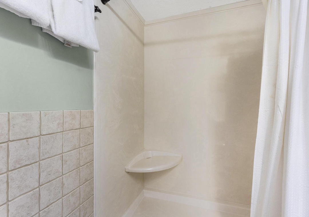 Primary ensuite bathroom