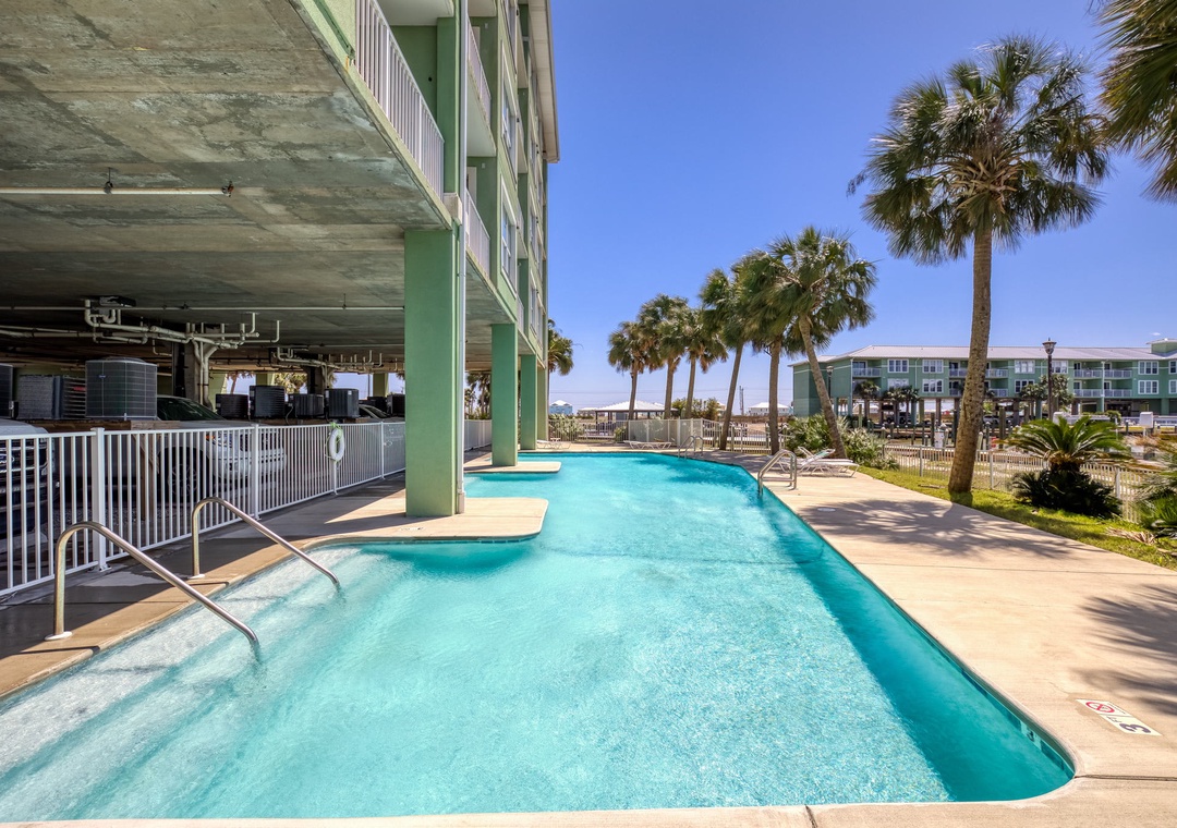 Navy Cove Harbor outdoor pool