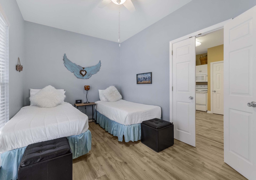 Guest bedroom with two twin beds