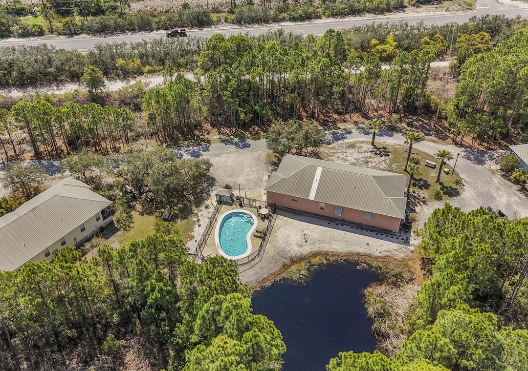 The Rookery 3501 - right next to one of the community pools