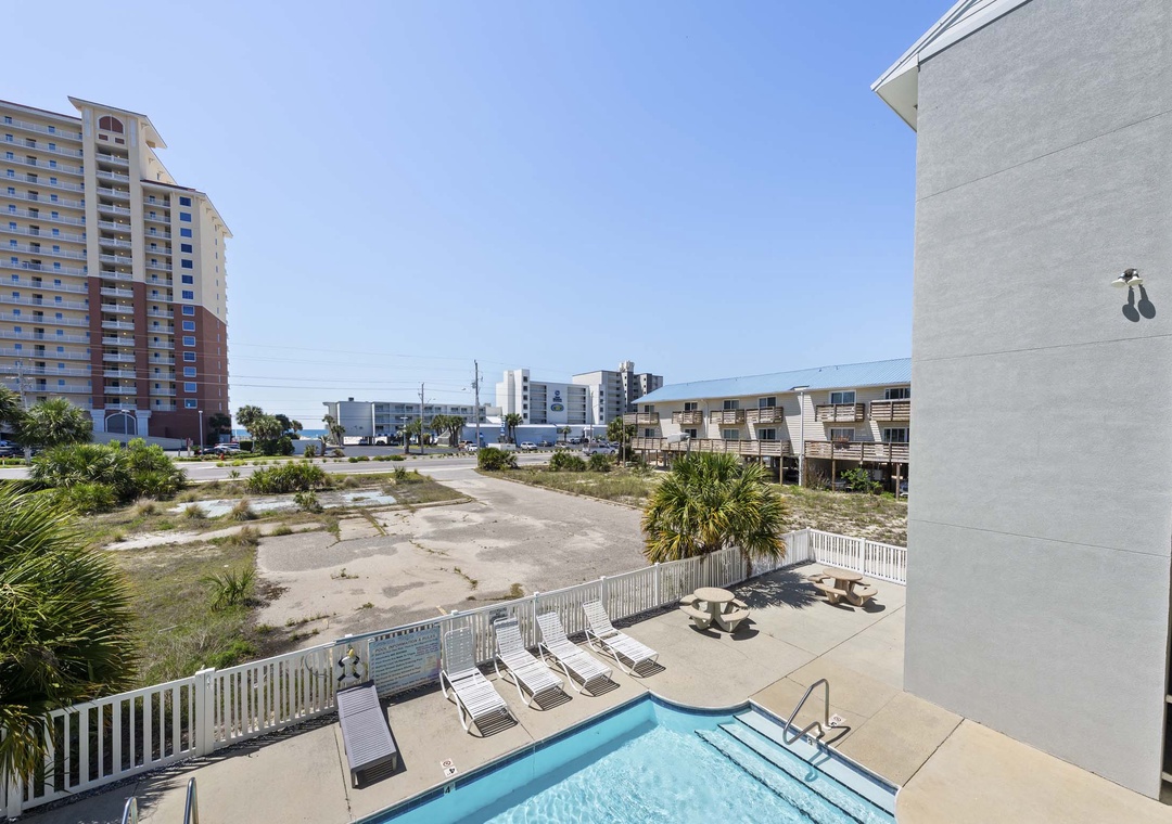Views of the pool