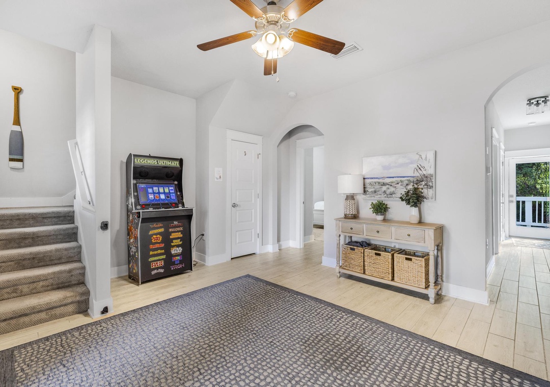 First floor landing with arcade game