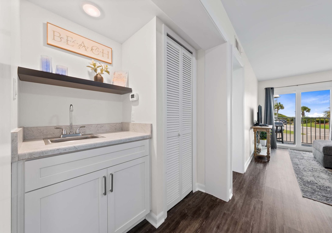 Wet bar off of the kitchen