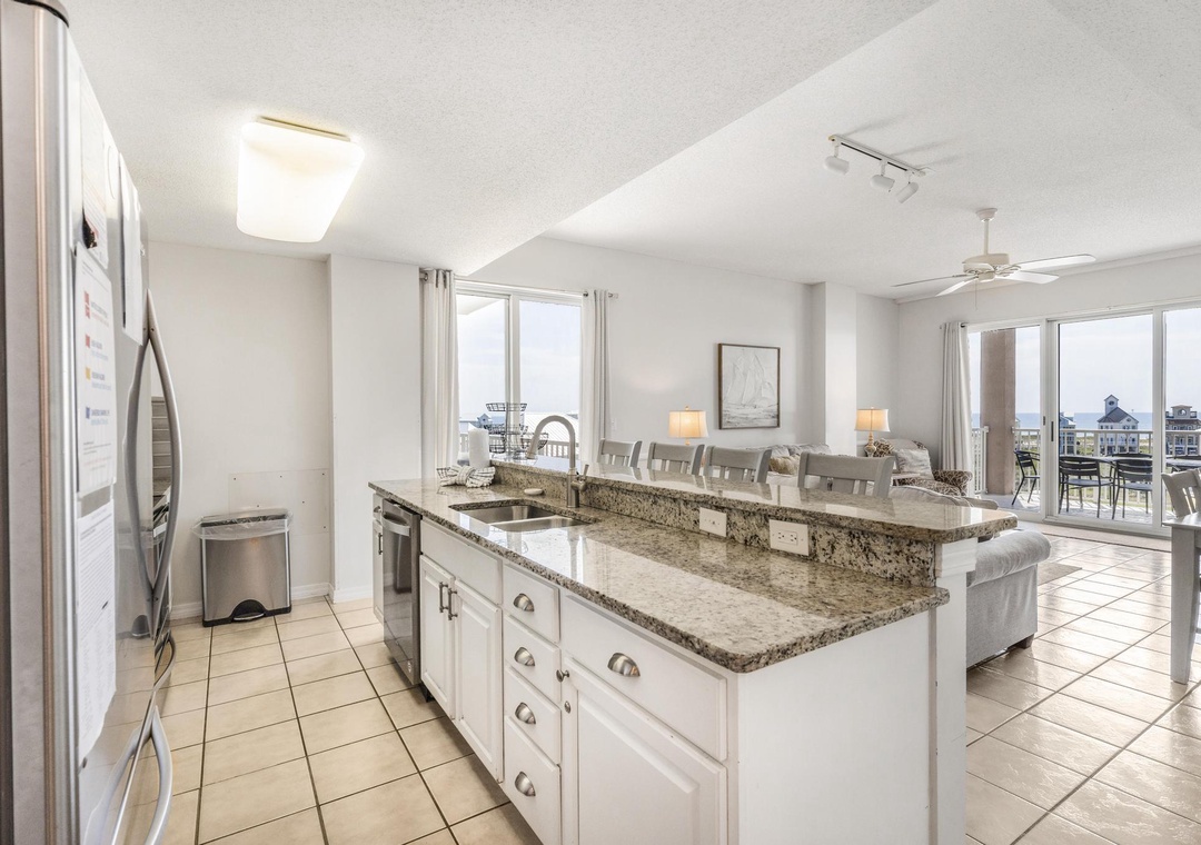 Full kitchen