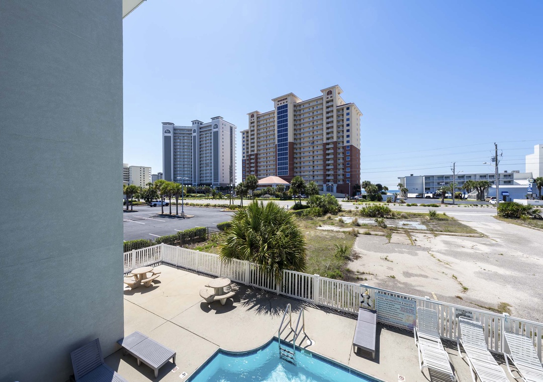 Ocean Echo outdoor pool
