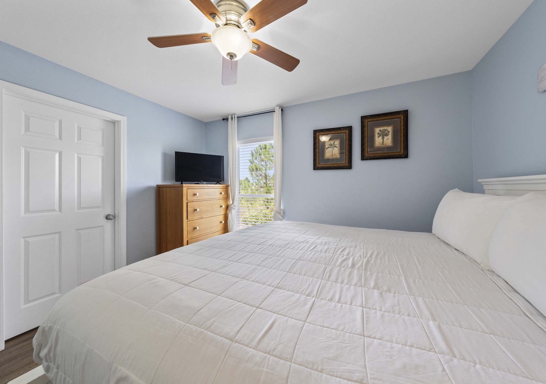 Guest bedroom 1 with king bed