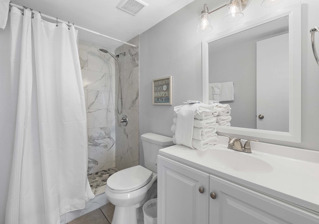 Primary ensuite bathroom