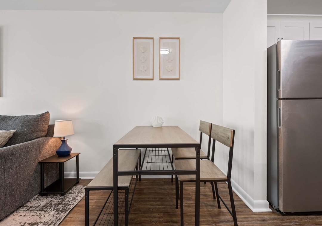 Seating for four at the dining table