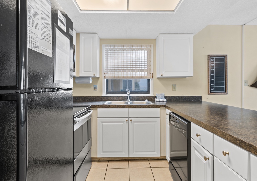 Full equipped kitchen