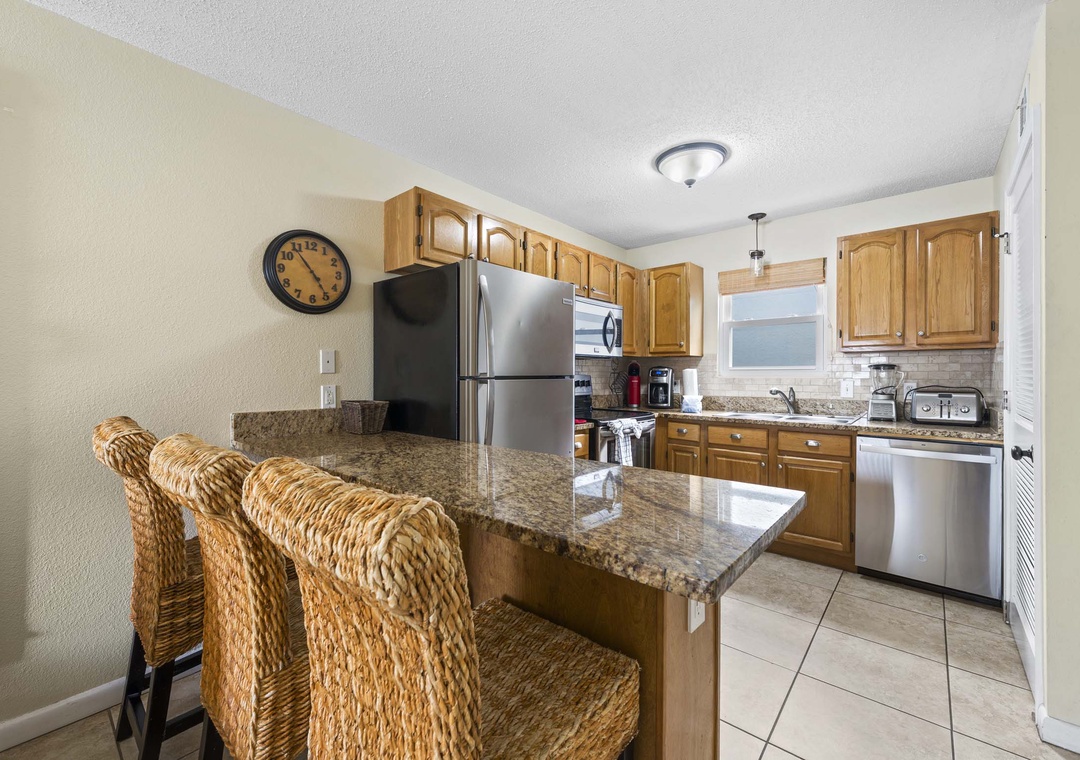 Dining for two at the eat-in kitchen bar