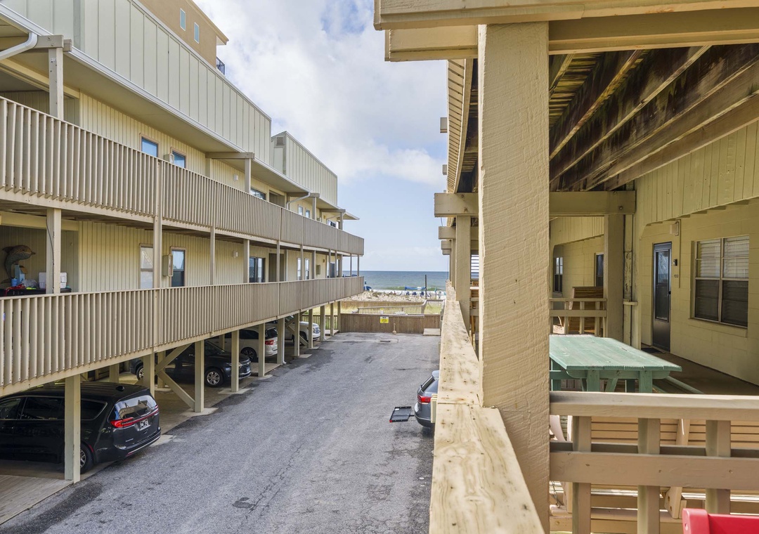 Peekaboo beach views