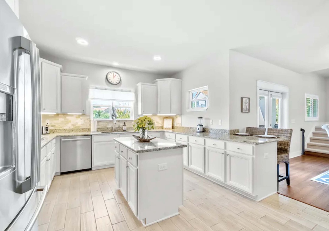 Large kitchen with island