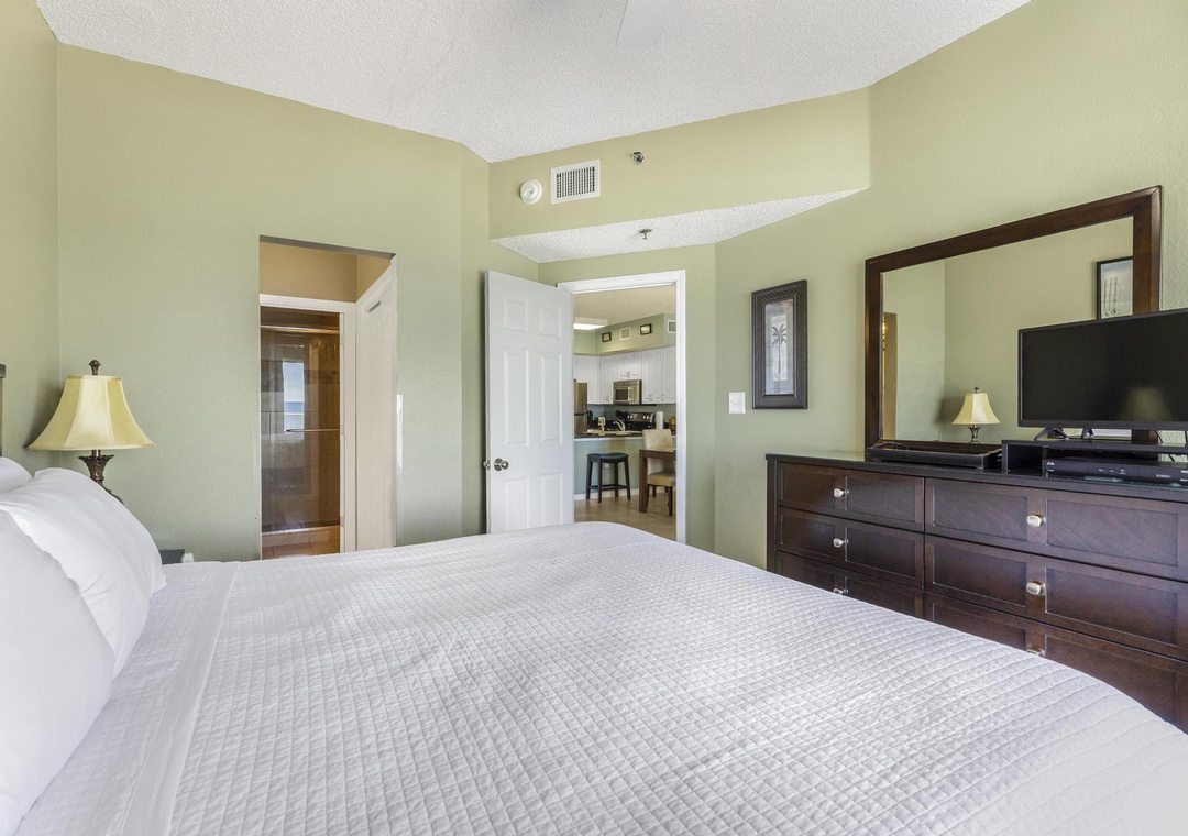 Primary suite
