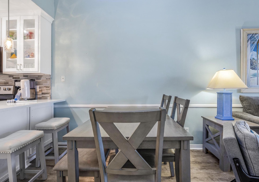 Dining area next to the kitchen