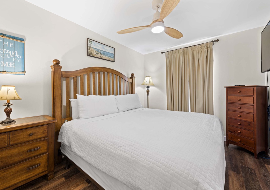 Guest bedroom 1 with king bed