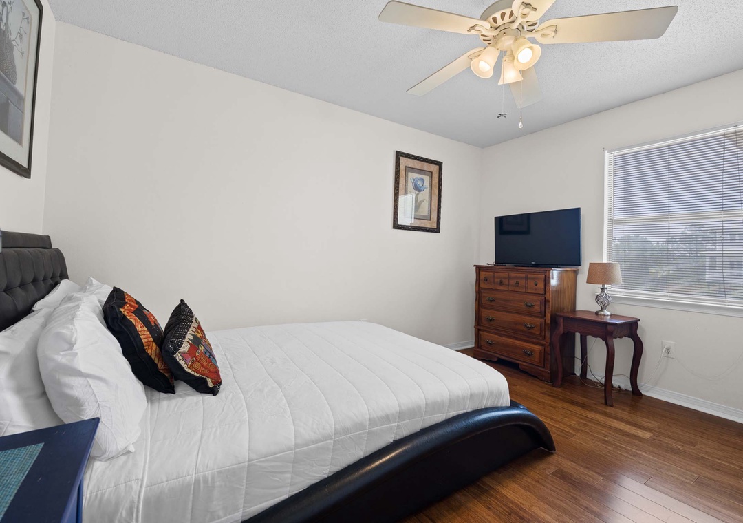 Second floor guest bedroom 2