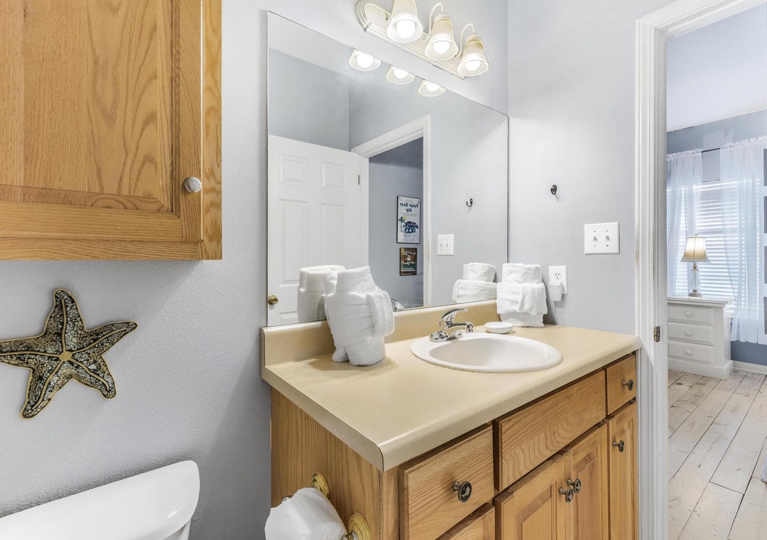 Primary ensuite bathroom