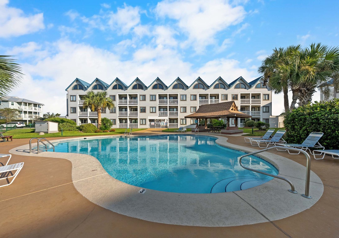 Resort Conference Center outdoor pool