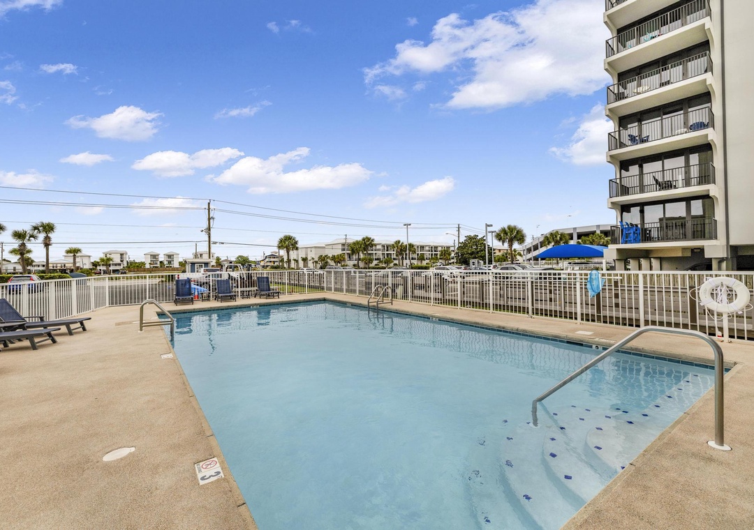 Island Shores community pool