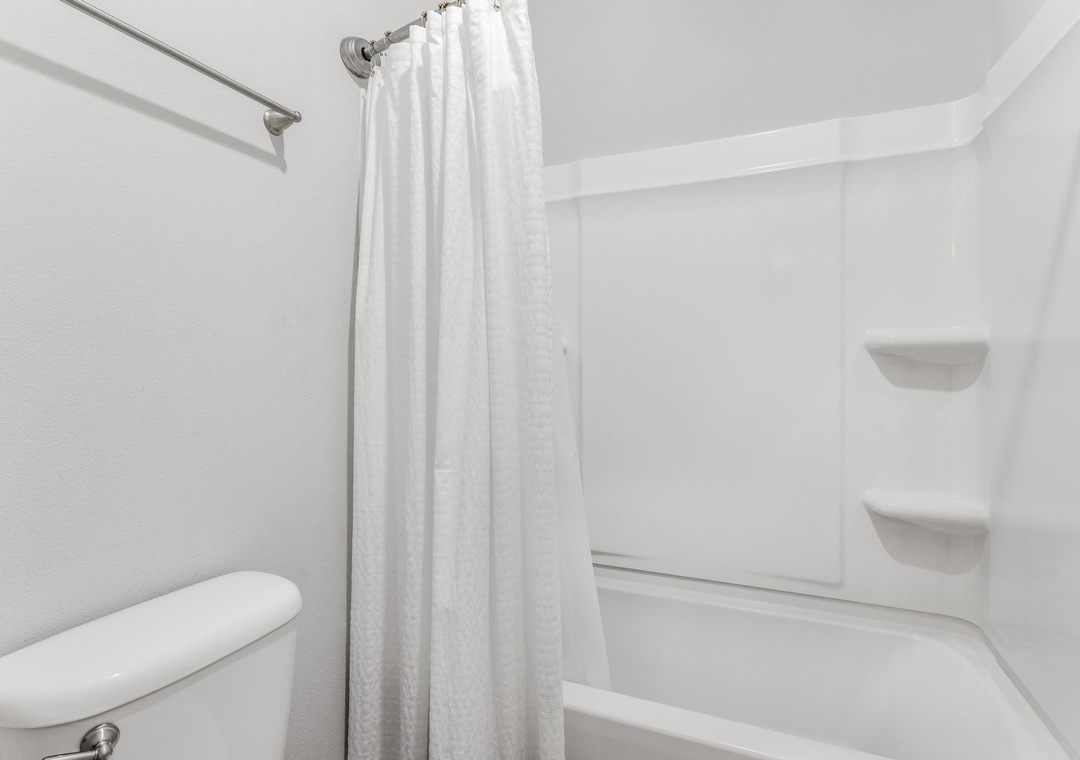 Guest bathroom on the second floor