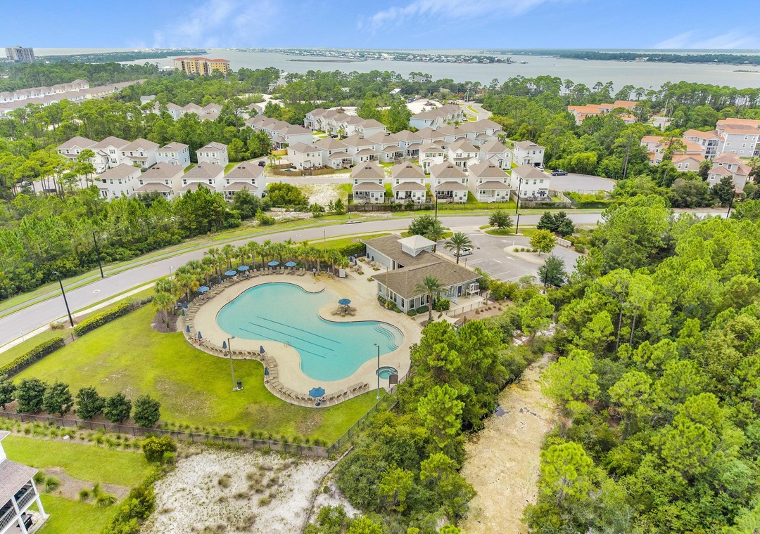 Lost Key Villas pool