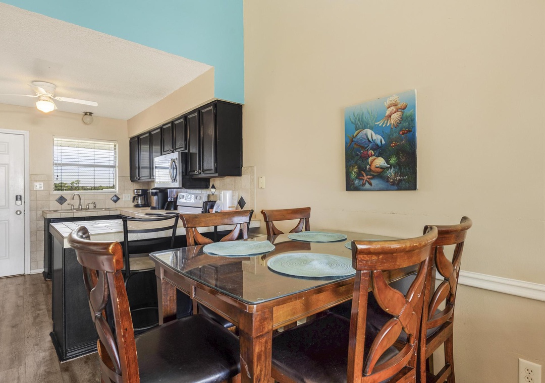 Dining table next to the kitchen