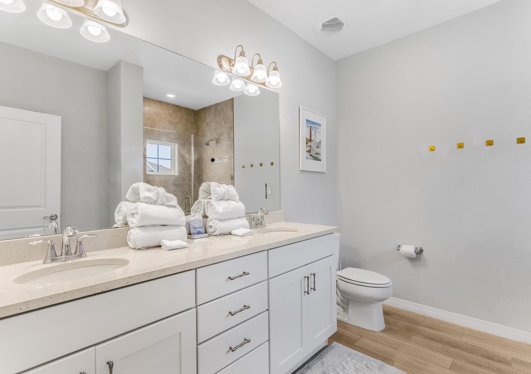 Primary ensuite bathroom