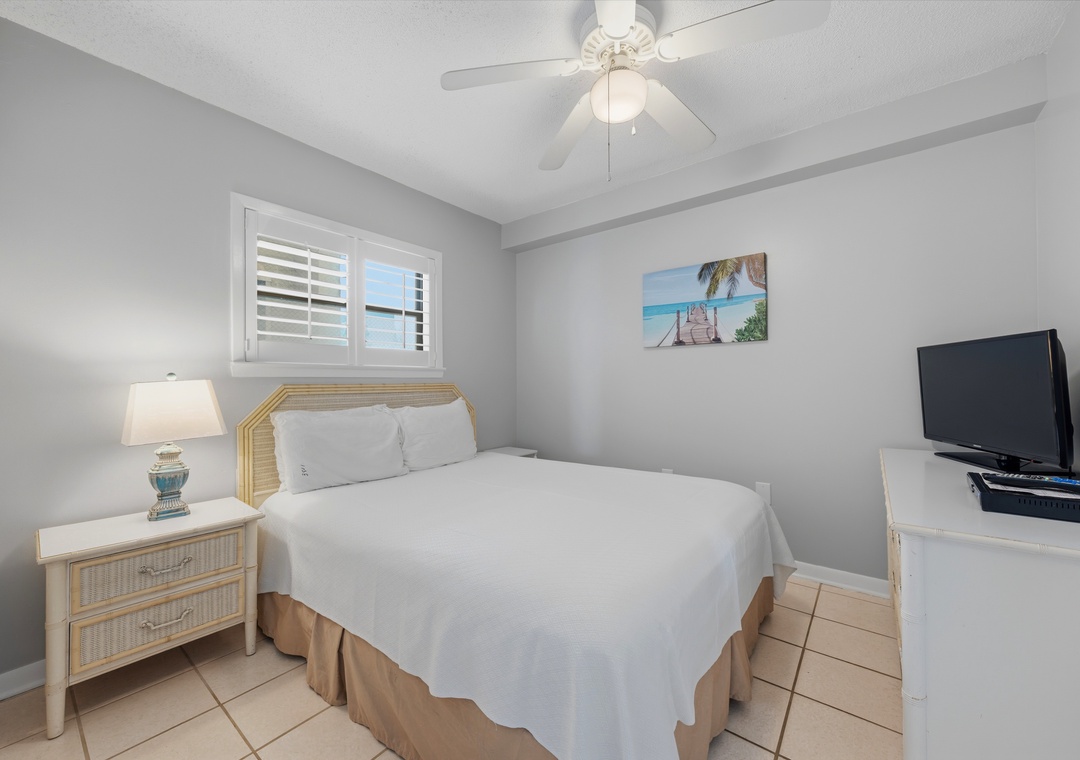 Guest bedroom 1