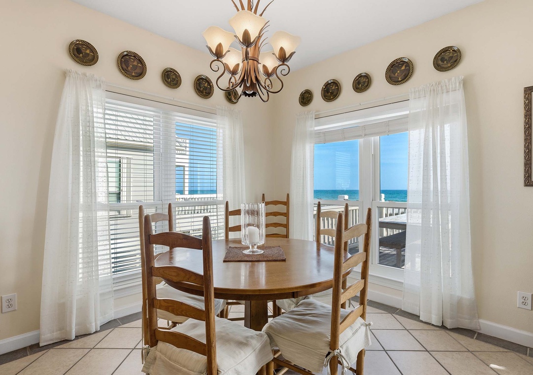 Seating for four at the dining table