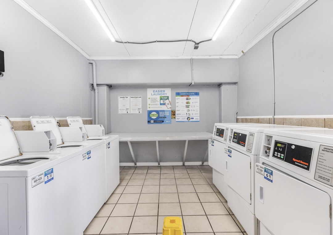 Coin laundry onsite