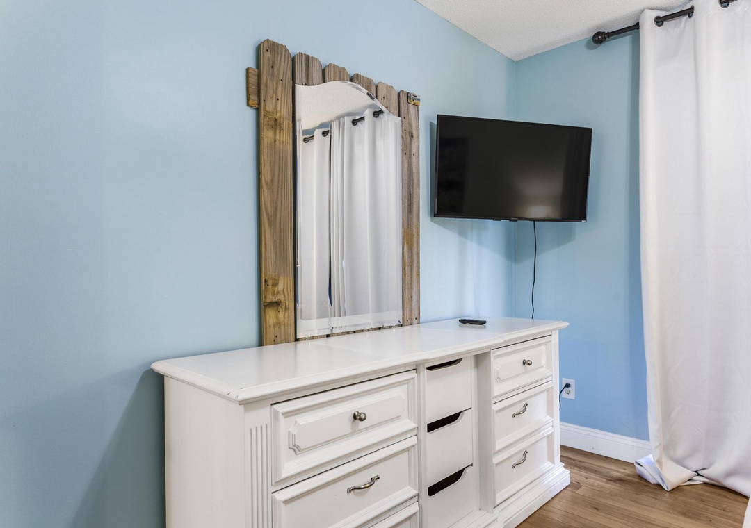 Guest bedroom dresser