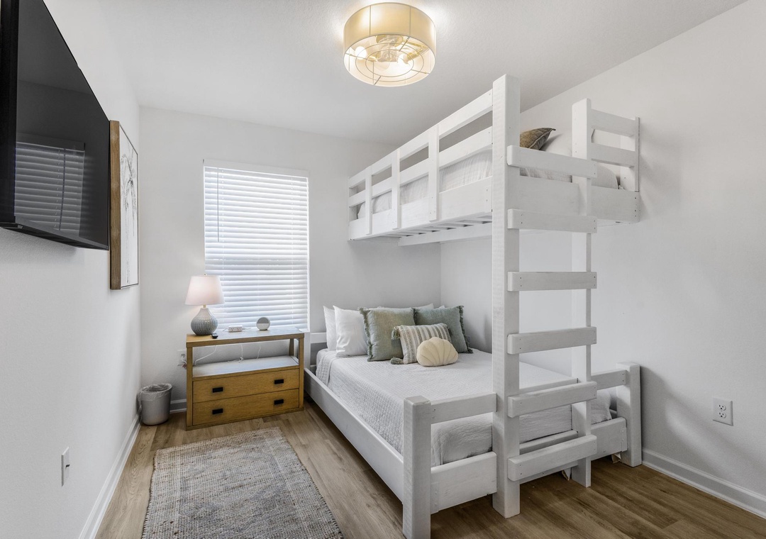Guest bedroom 2