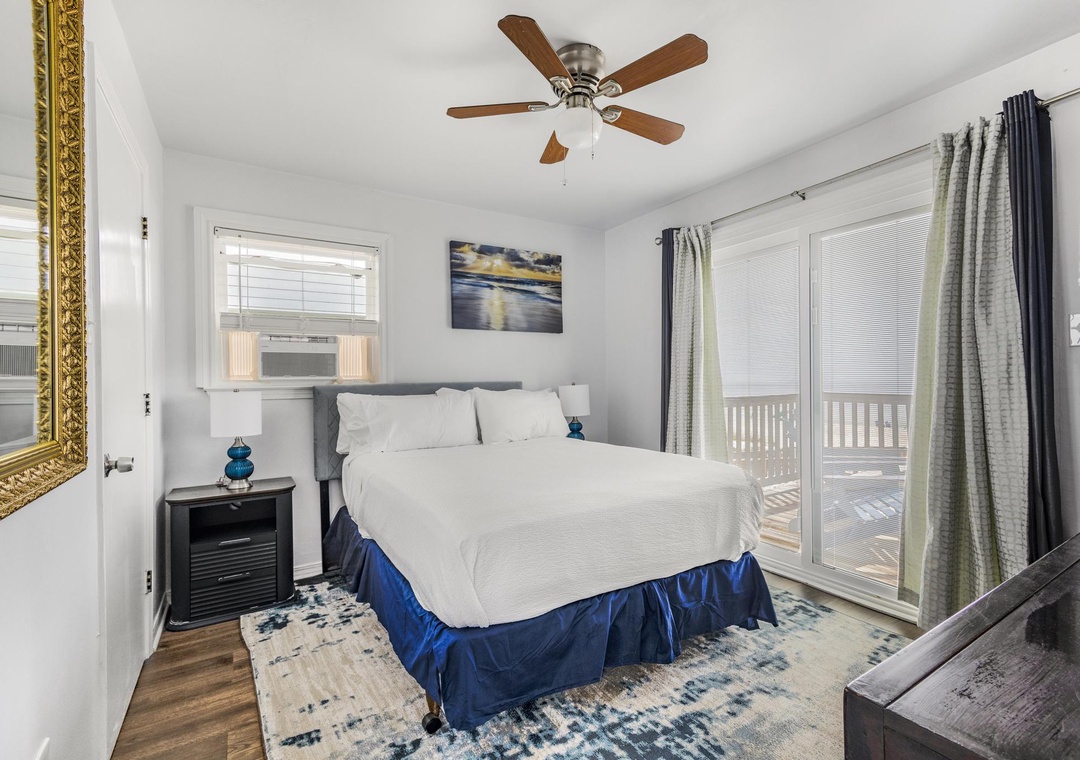 Guest bedroom 1 with double bed