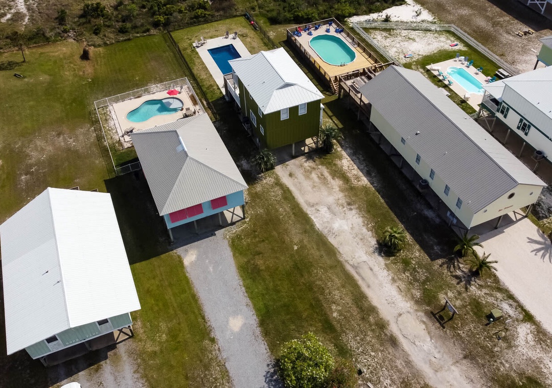 Short drive to downtown Gulf Shores.