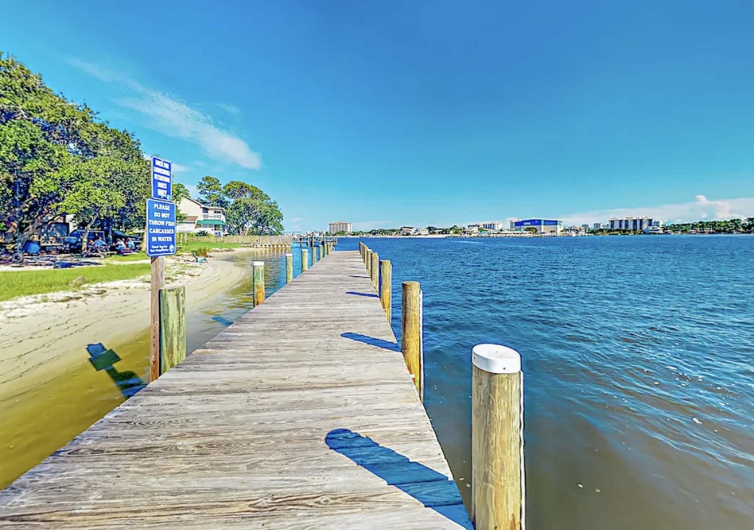 Old River located nearby