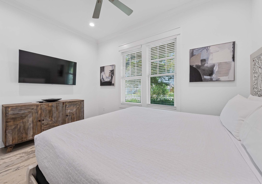 Guest bedroom 1 with king bed