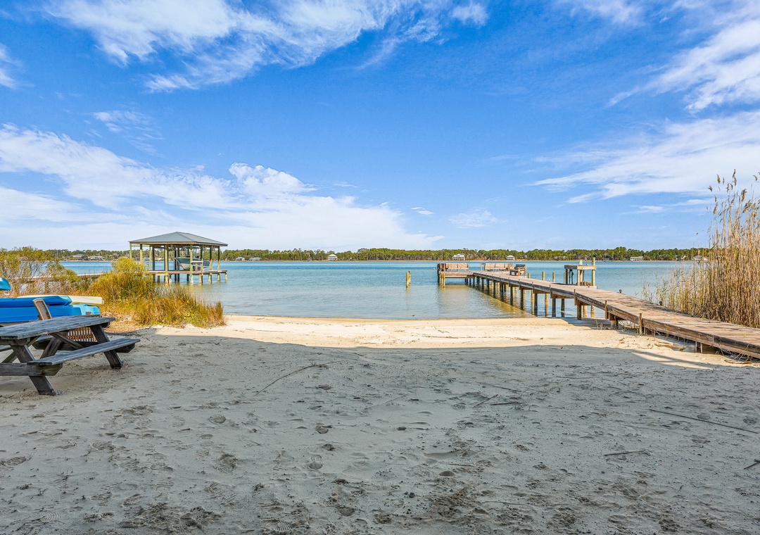 Lagoon-side beach and pier