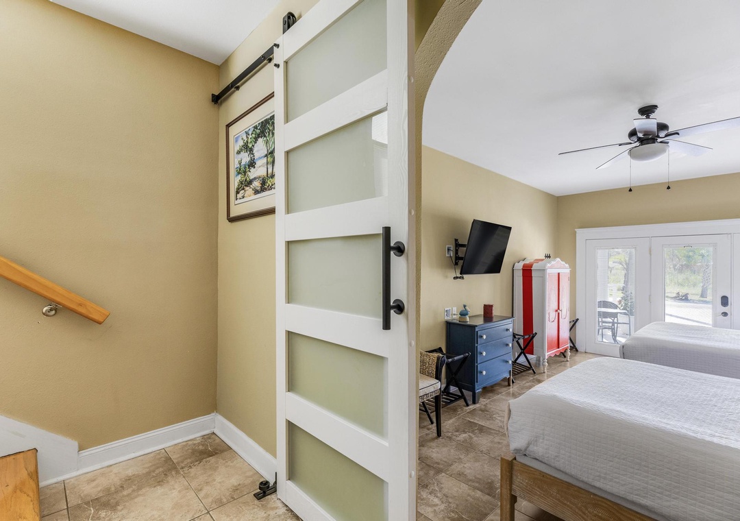 First floor guest bedroom 2