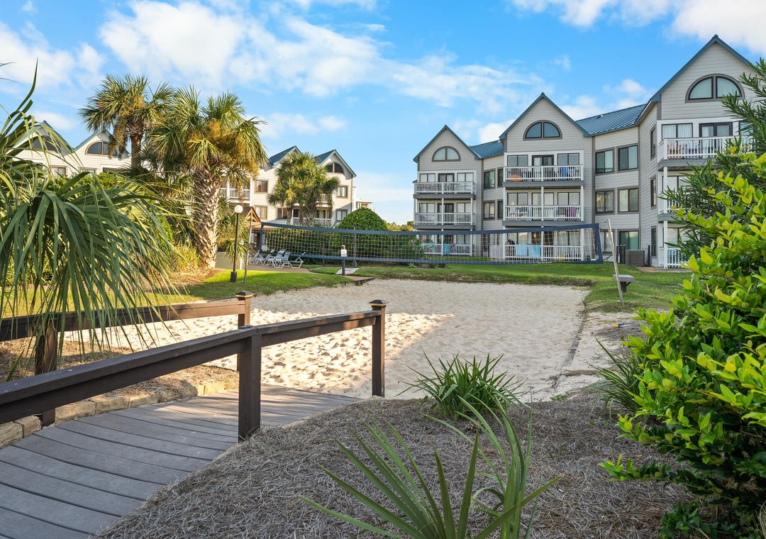GS Plantation West - sand volleyball court