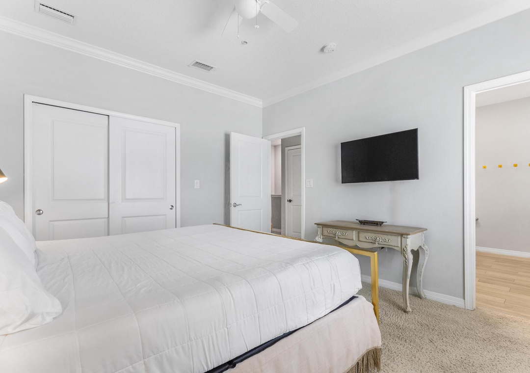 Guest bedroom 2