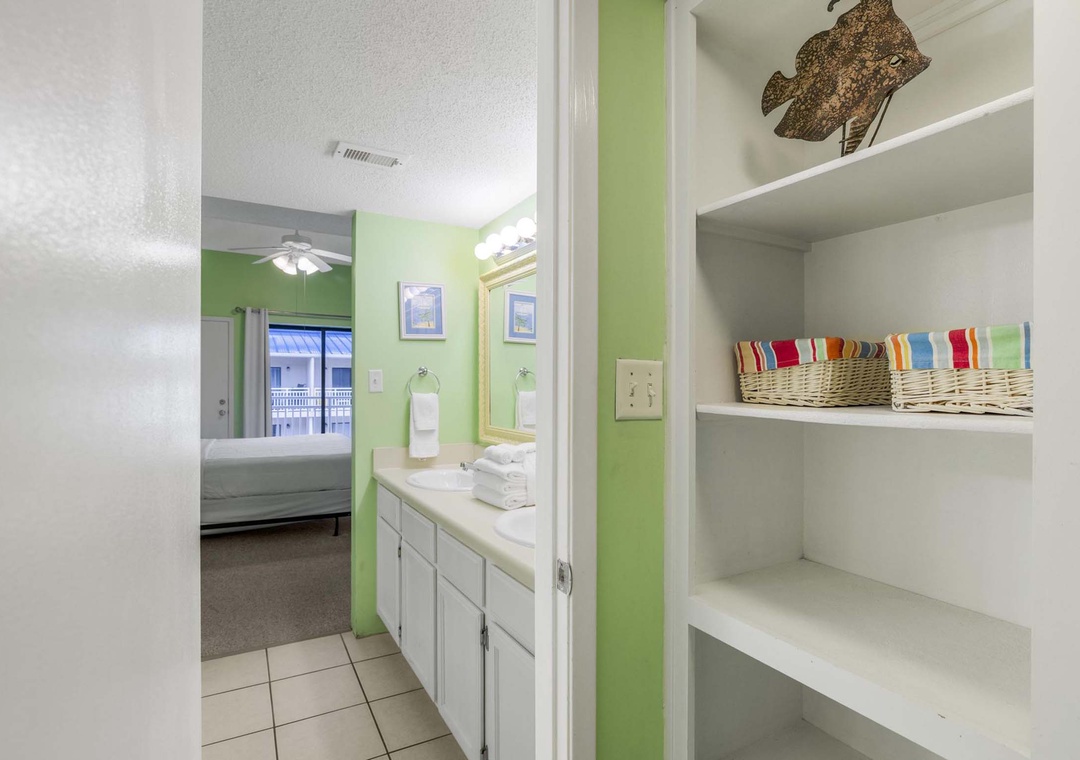 Primary ensuite bathroom