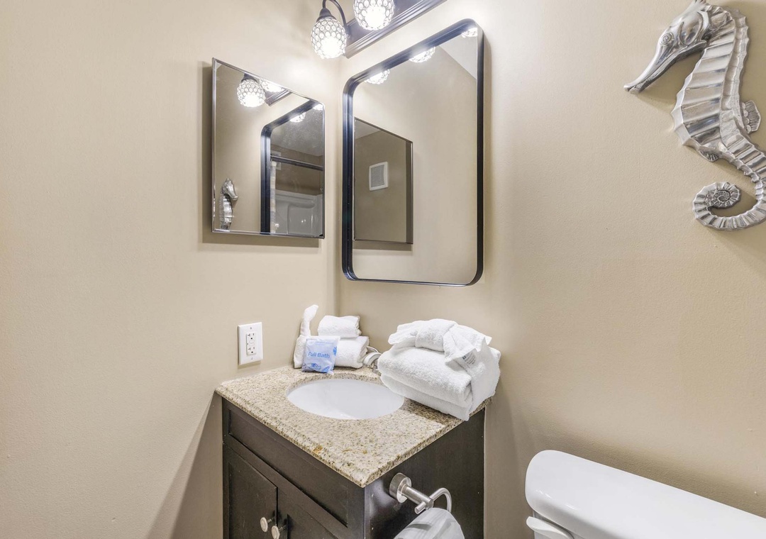 Primary ensuite bathroom