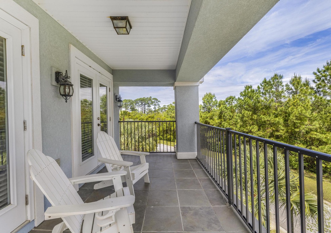 Private third floor balcony