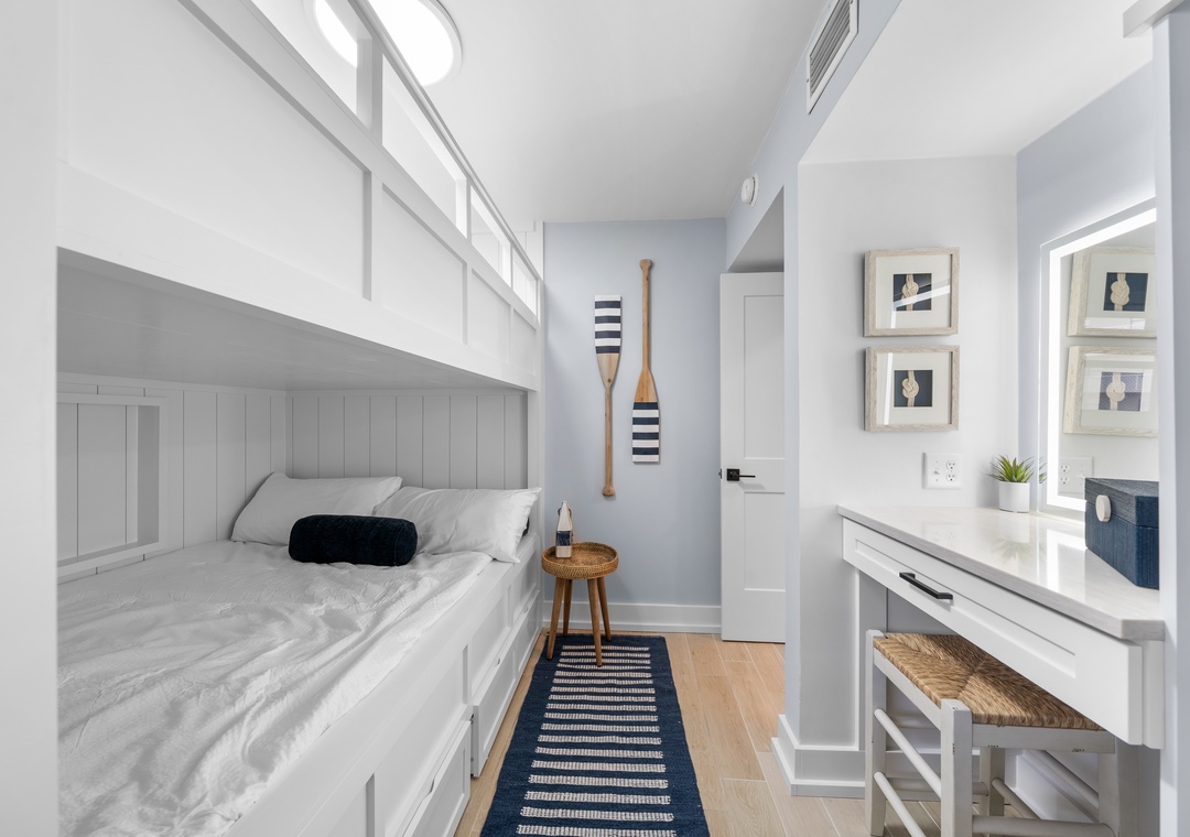 Bunk bedroom